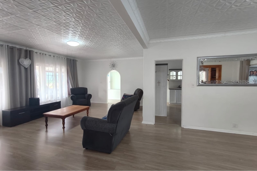 3 Bedroom Property for Sale in Koringberg Western Cape